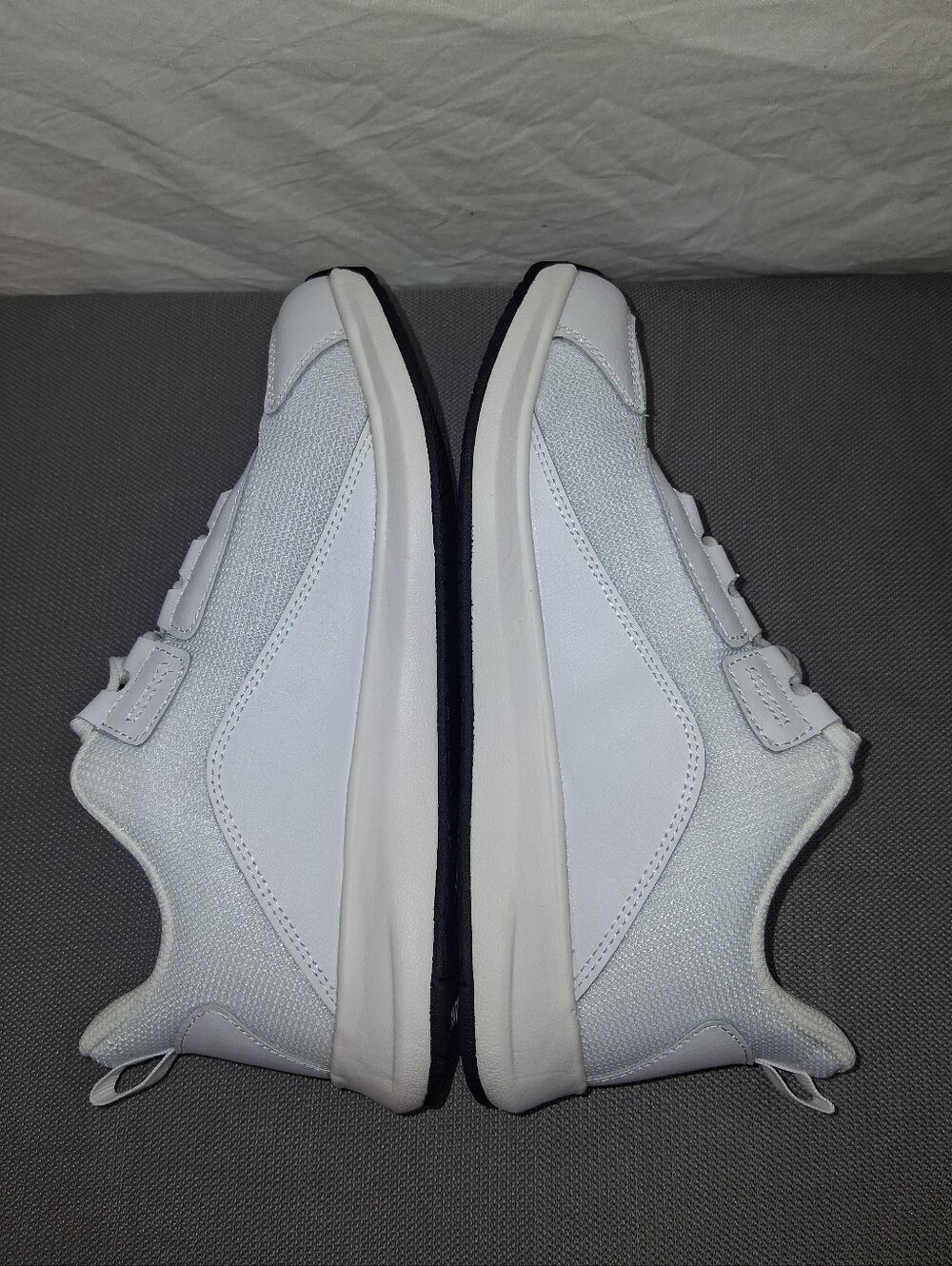 GroundingWell Earthing White Sneaker with Black Logo Accent - Picture 8 of 16